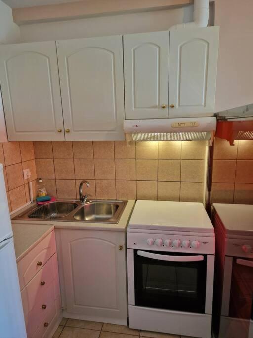Diana's Cozy 2 Apartment Ioannina